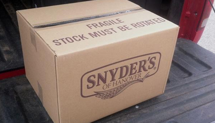 豐巢超時收費風波過后 快遞員：柜子有一半空著